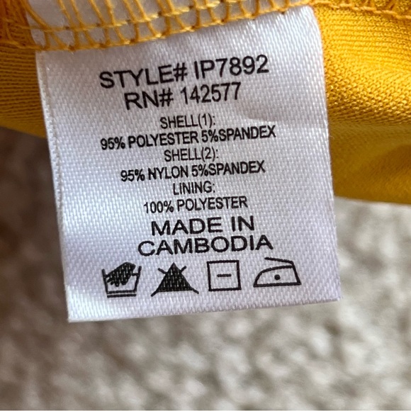 IRIS Mustard Colored Crocheted Lace Spaghetti Strap Romper—SZ. Small - Picture 8 of 9